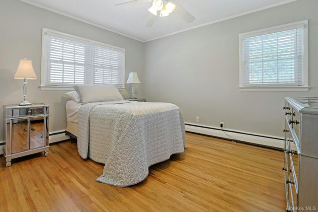 12 Greenwood Lane, Valhalla, NY 10595