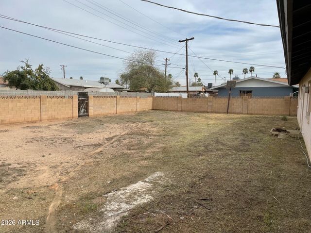 7408 W BECKER Lane, Peoria, AZ 85345