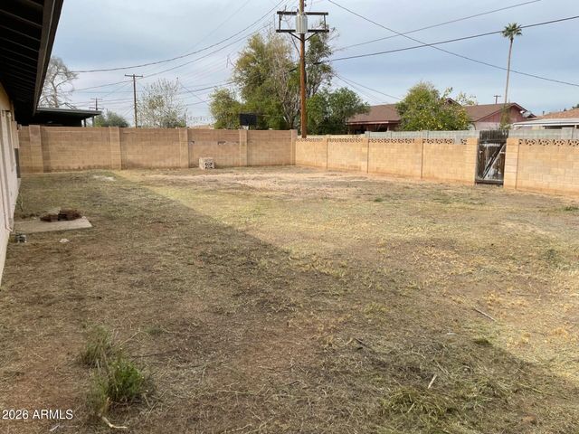 7408 W BECKER Lane, Peoria, AZ 85345