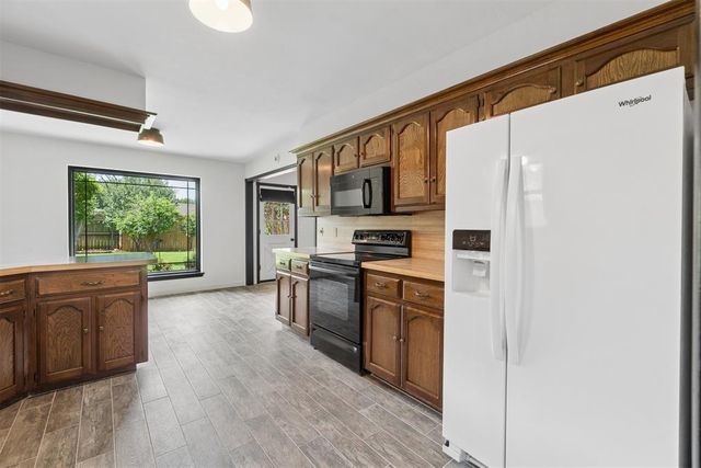 516 Pepperdine Avenue, Edmond, OK 73013