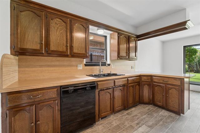 516 Pepperdine Avenue, Edmond, OK 73013