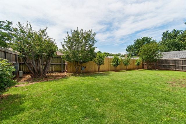 516 Pepperdine Avenue, Edmond, OK 73013