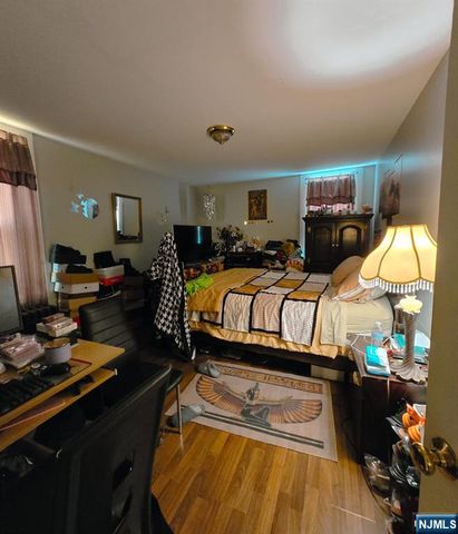 458-460 Leslie Street, Newark, NJ 07112