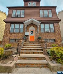 458-460 Leslie Street, Newark, NJ 07112