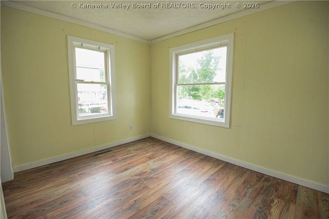 1004 Ellis Road, St Albans, WV 25177