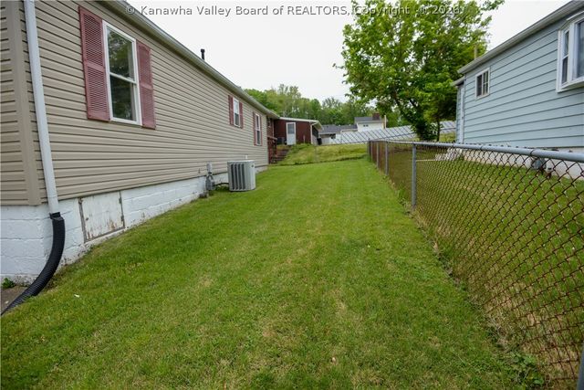 1004 Ellis Road, St Albans, WV 25177