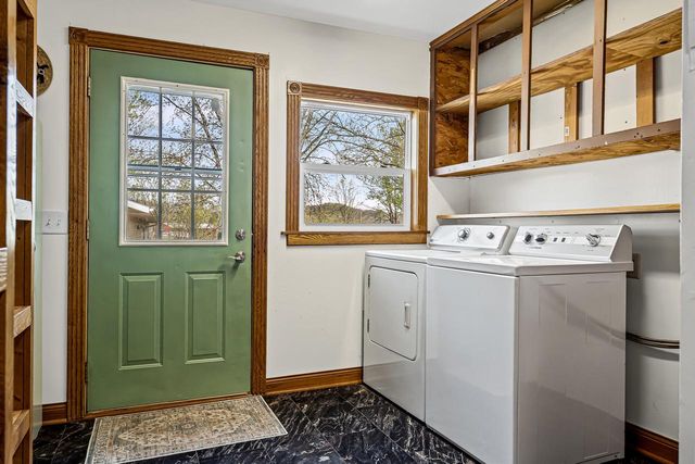17385 N Main STREET, Galesville, WI 54630