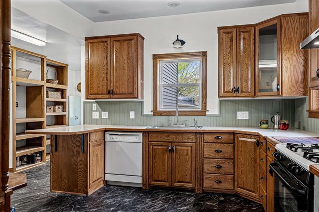 17385 N Main STREET, Galesville, WI 54630