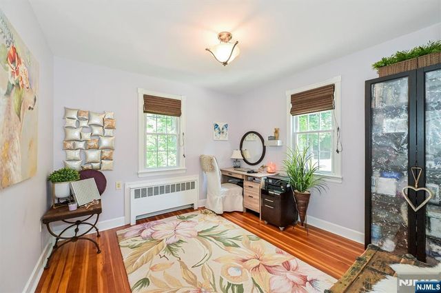 22 Center Street, Closter, NJ 07624