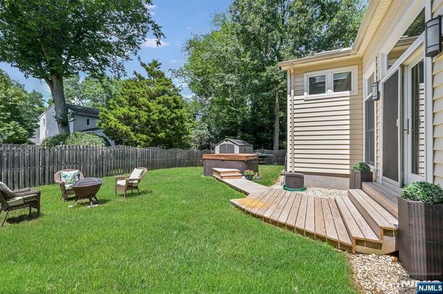 22 Center Street, Closter, NJ 07624