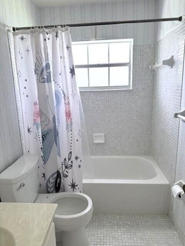 1216 S S Lakes End Drive Apt D, Fort Pierce, FL 34982