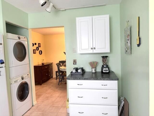 1216 S S Lakes End Drive Apt D, Fort Pierce, FL 34982