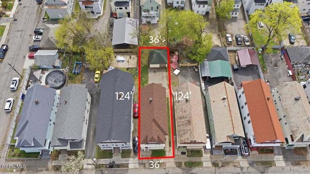 21 Hawk Street, Schenectady, NY 12307
