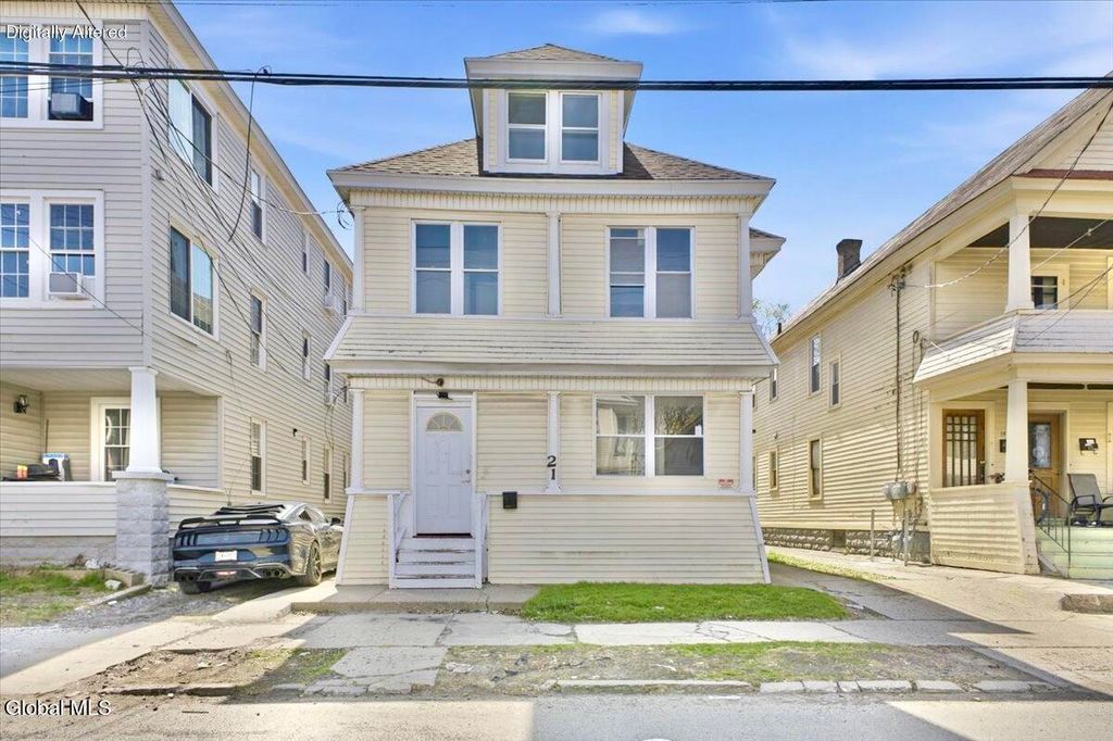 21 Hawk Street, Schenectady, NY 12307