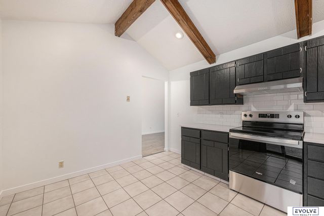 11801 S 27th Street, Bellevue, NE 68123