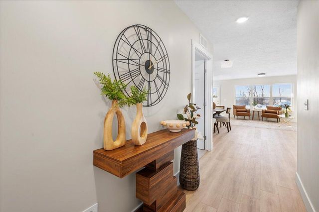 436 Pleasant Street SW, Grand Rapids, MI 49503