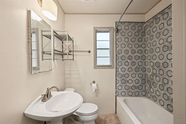4220 NW 15th Street, Oklahoma City, OK 73107