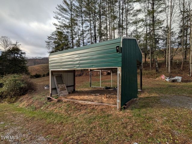 144 Huckleberry Lane, Duffield, VA 24244