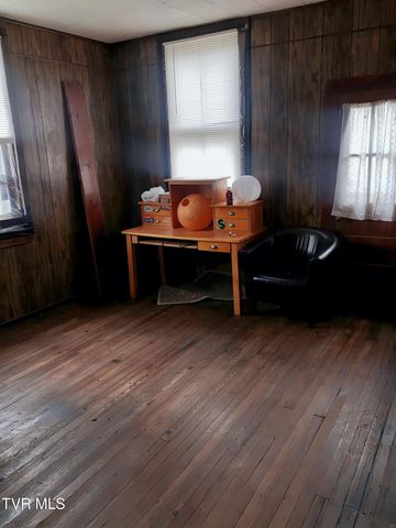 144 Huckleberry Lane, Duffield, VA 24244