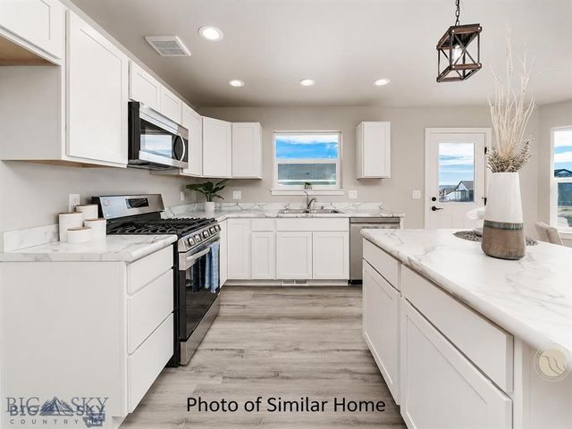 1100 Melissa Way, Belgrade, MT 59714