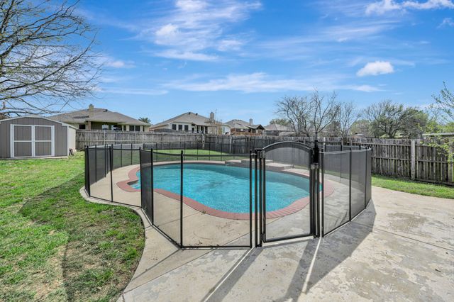 1619 Merritt Drive, Mansfield, TX 76063