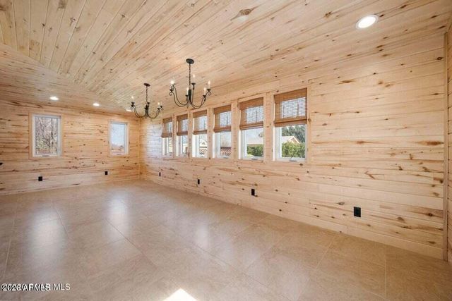 560 W CENTER Street, Chino Valley, AZ 86323