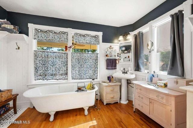 560 W CENTER Street, Chino Valley, AZ 86323