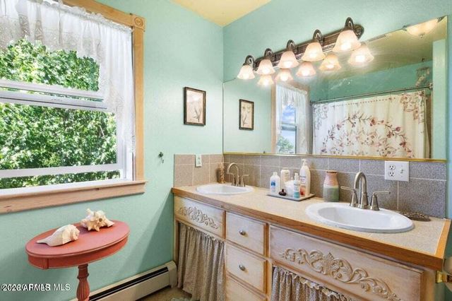 560 W CENTER Street, Chino Valley, AZ 86323