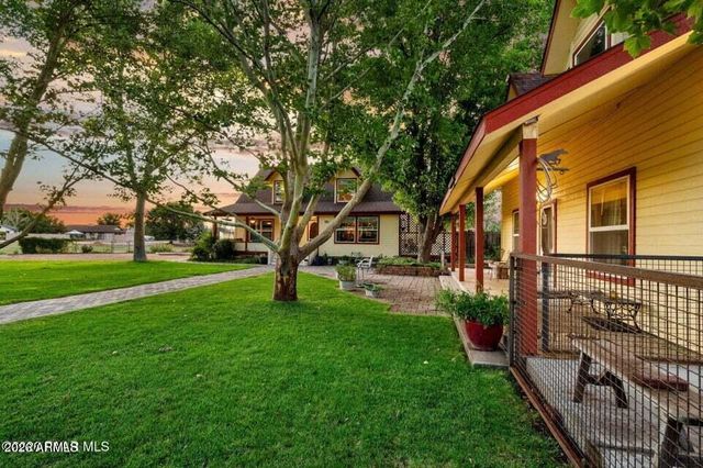 560 W CENTER Street, Chino Valley, AZ 86323