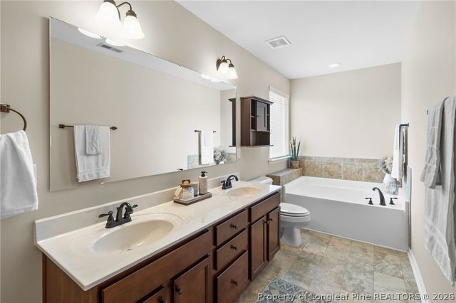 141 Angel Oak Drive, Bunnlevel, NC 28323