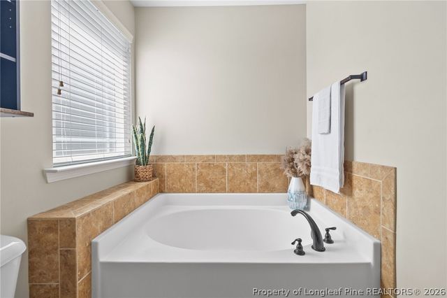 141 Angel Oak Drive, Bunnlevel, NC 28323