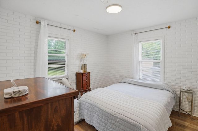 1237 Fuller Avenue NE, Grand Rapids, MI 49505