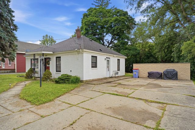 1237 Fuller Avenue NE, Grand Rapids, MI 49505