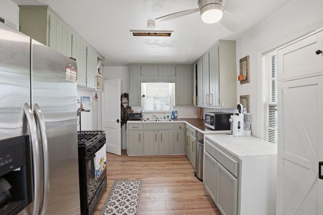 1237 Fuller Avenue NE, Grand Rapids, MI 49505