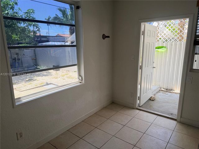 3620 NW 19th St 3, Miami, FL 33125