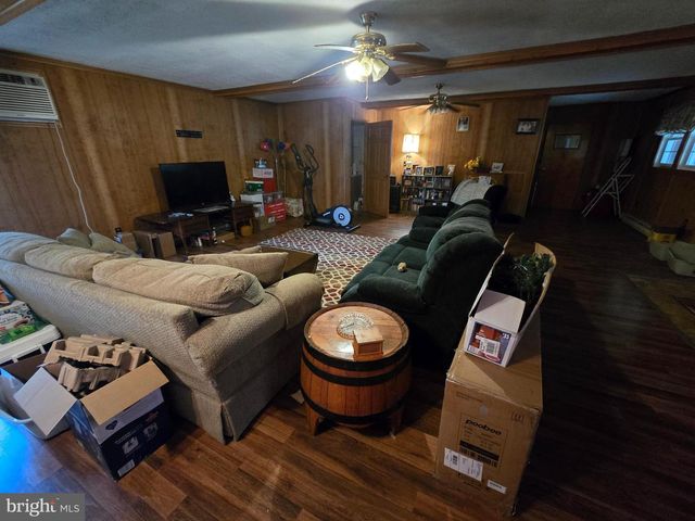 3165 SPRINGFIELD PIKE, Springfield, WV 26763