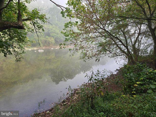 3165 SPRINGFIELD PIKE, Springfield, WV 26763