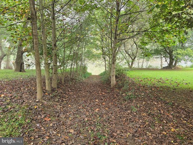 3165 SPRINGFIELD PIKE, Springfield, WV 26763