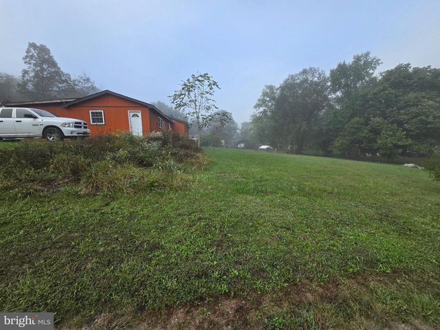 3165 SPRINGFIELD PIKE, Springfield, WV 26763