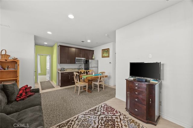 23129 Rustic Oak, Wildomar, CA 92595