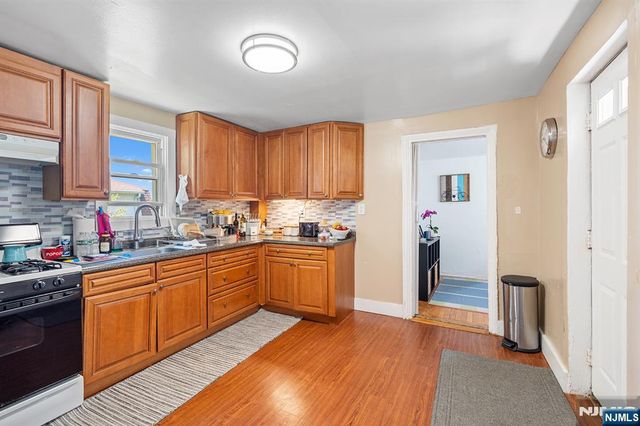 282-286 Caldwell Avenue, Paterson, NJ 07501
