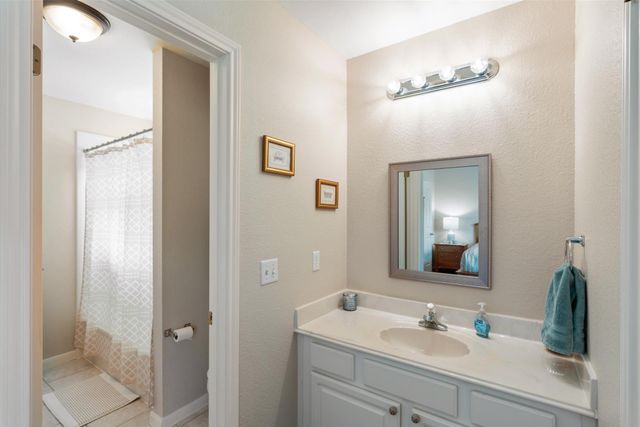 103 E Oxford DR, Pflugerville, TX 78660