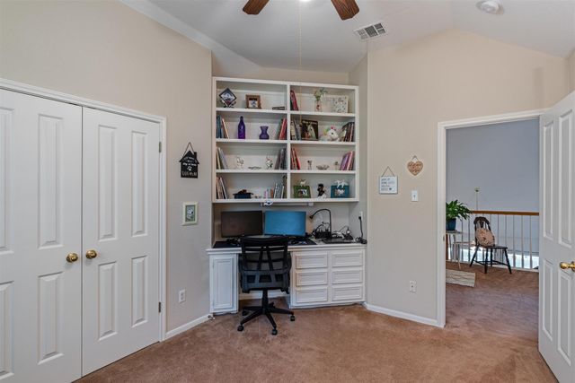 103 E Oxford DR, Pflugerville, TX 78660