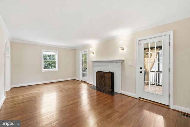 2354 N OAKLAND ST, Arlington, VA 22207