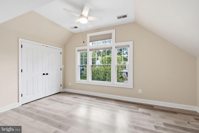 2354 N OAKLAND ST, Arlington, VA 22207