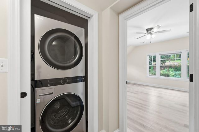 2354 N OAKLAND ST, Arlington, VA 22207