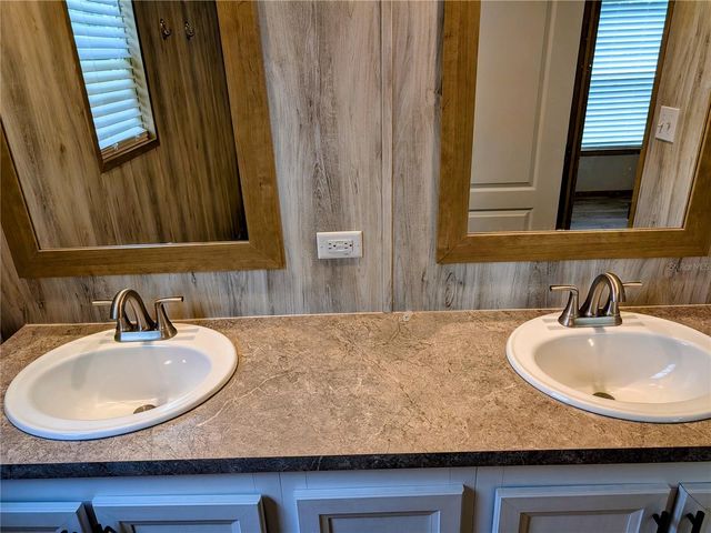 14421 NW 214TH TERRACE, High Springs, FL 32643