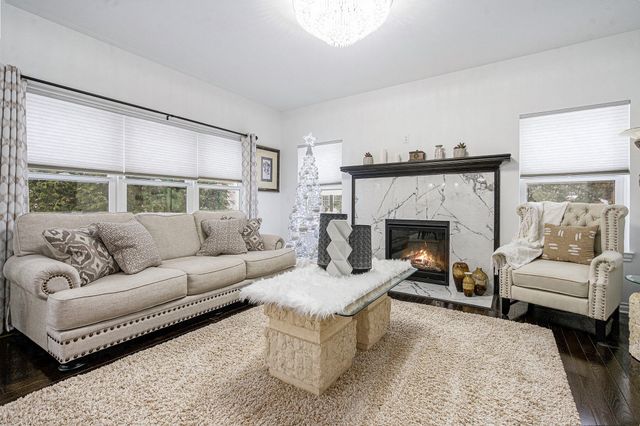 1360 Fairlane Drive, Ann Arbor, MI 48104