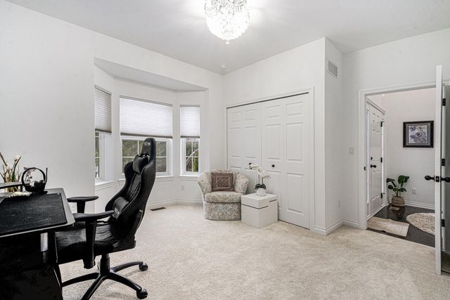 1360 Fairlane Drive, Ann Arbor, MI 48104