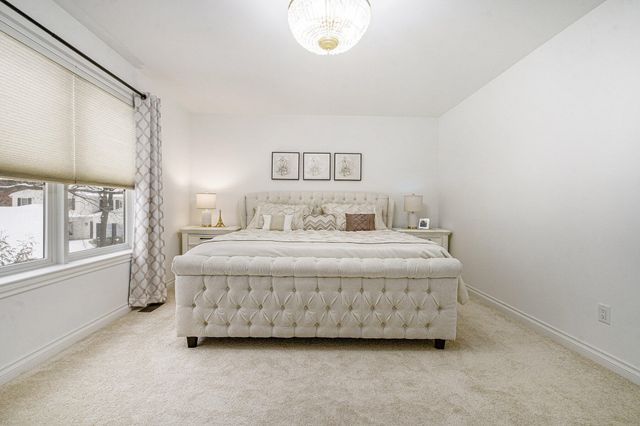 1360 Fairlane Drive, Ann Arbor, MI 48104